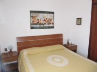 CAMERA MATRIMONIALE » Vendesi appartamento trilocale a 50 metri dal mare. Prezzo 75.000,00 trattabili